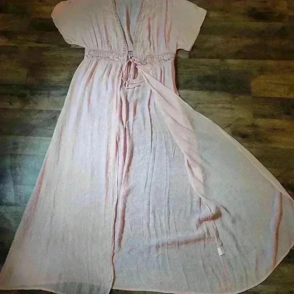 Fancyinn Long Light Pink Lace Front-Tie Kimono Size Medium - Picture 6 of 10